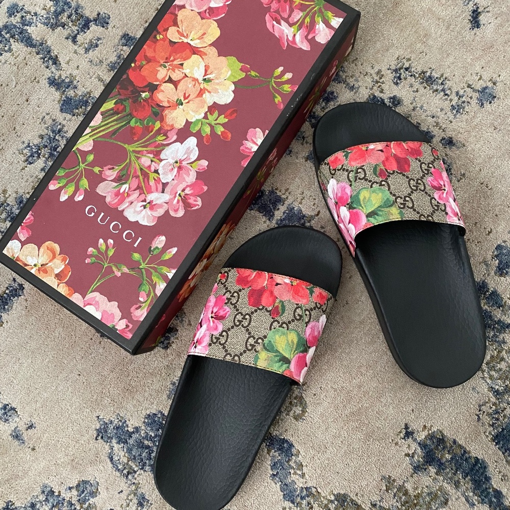 Gucci Blooms Supreme floral slide sandal